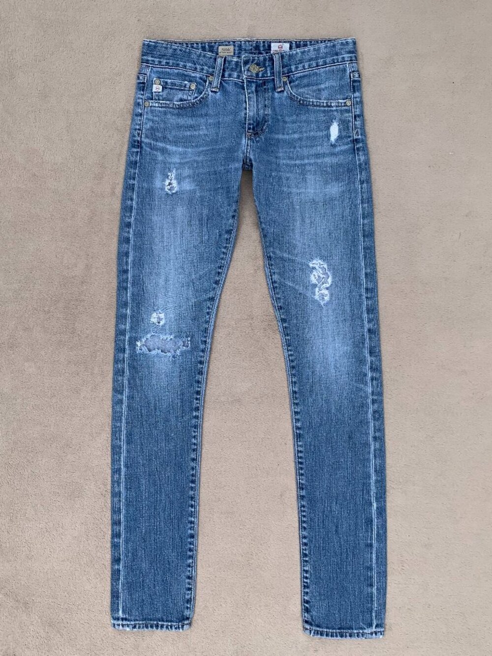 AG Adriano Goldschmied Nikki Relaxed Skinny Distressed Low Rise Jeans Sz 24R
